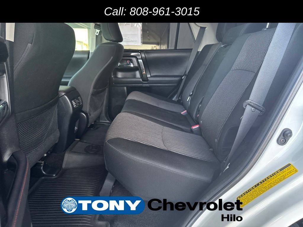 Used 2022 Toyota 4Runner TRD Off-Road image 18