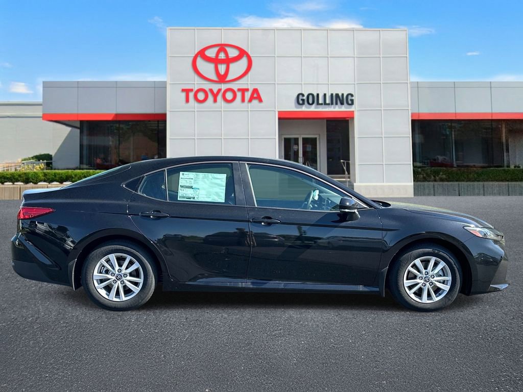 New 2026 Toyota Camry LE FWD image 2