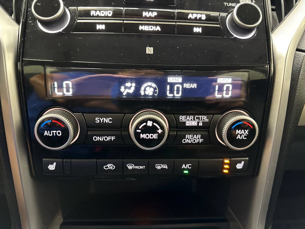 Used 2020 Subaru Ascent Limited w/ Technology Package AWD/4WD image 23