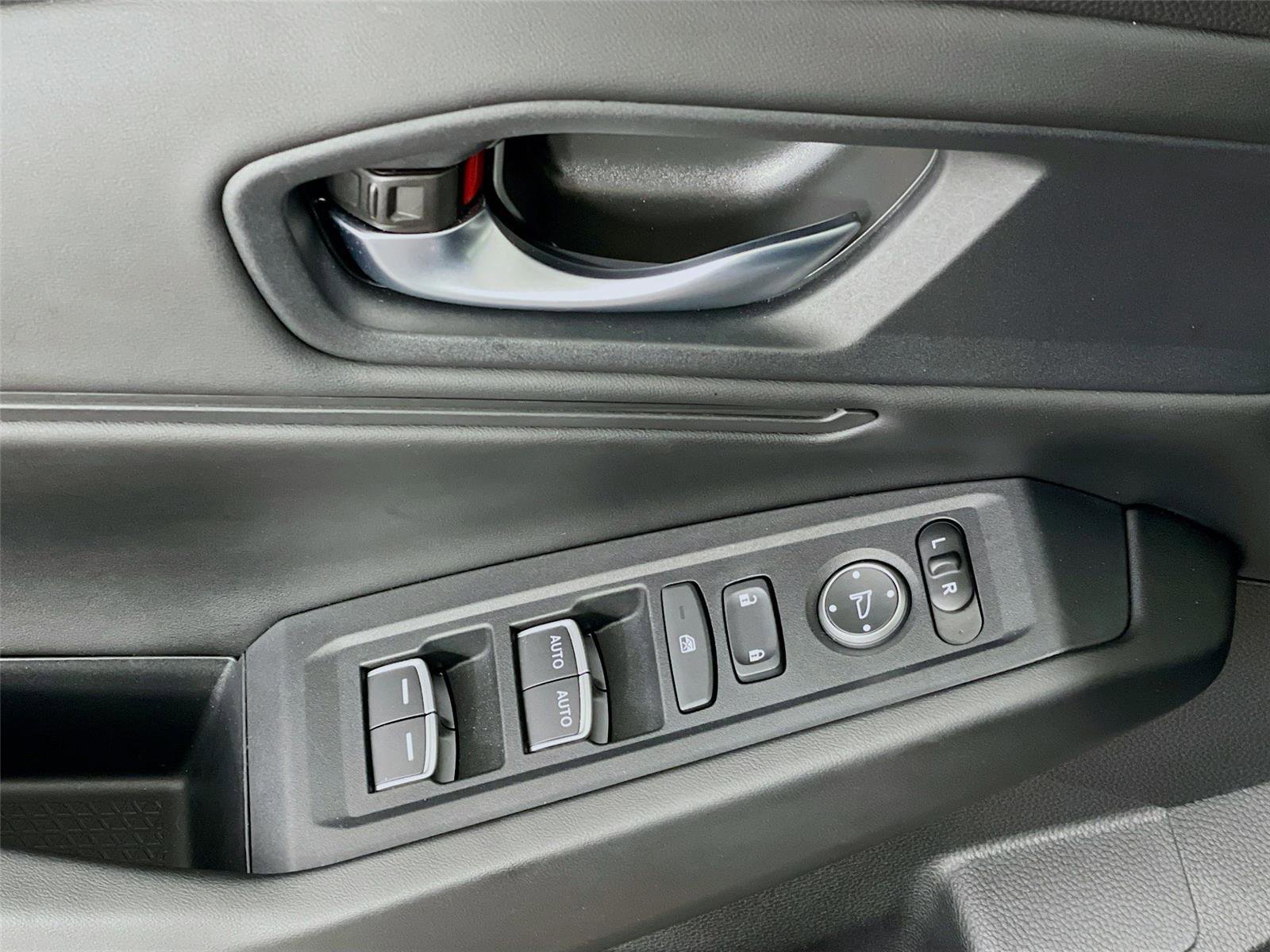 Used 2024 Honda Accord EX image 22