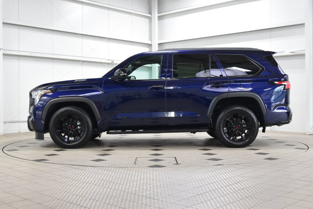 Used 2025 Toyota Sequoia Limited w/ TRD Off-Road Package AWD/4WD image 4