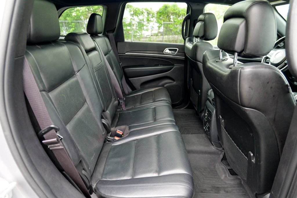 Used 2019 Jeep Grand Cherokee Limited w/ Luxury Group II AWD/4WD image 32
