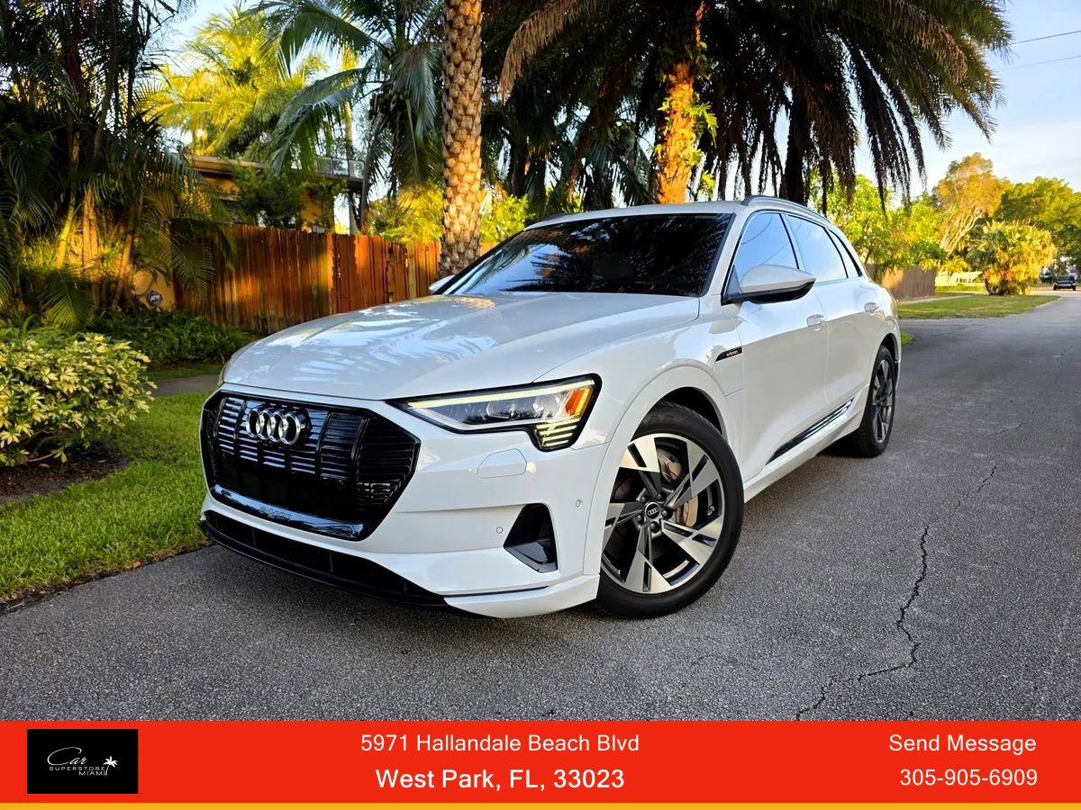 Used 2021 Audi e-tron Premium w/ Convenience Plus Package image 1