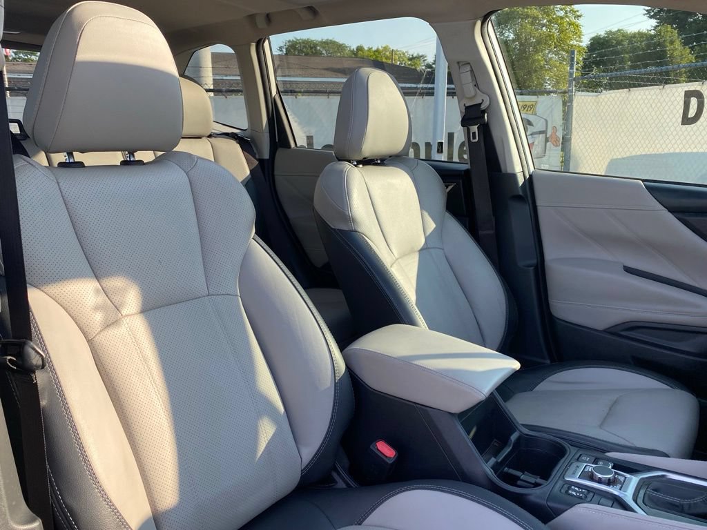 Used 2020 Subaru Forester Limited w/ Popular Package #3 AWD/4WD image 18