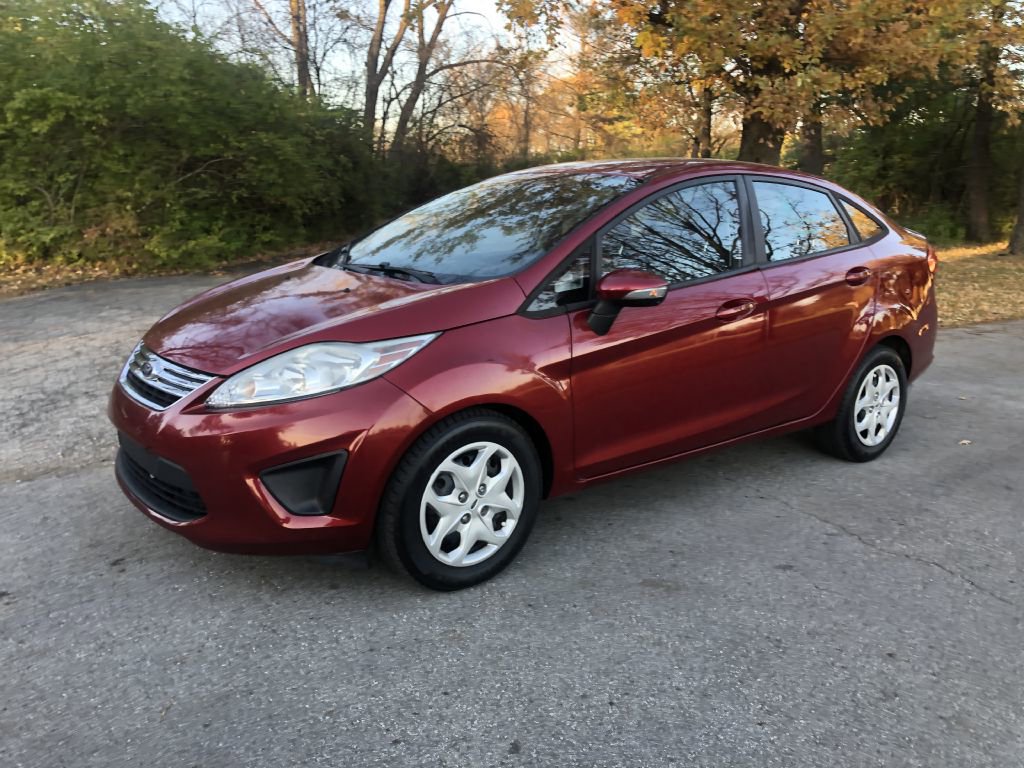 Used 2013 Ford Fiesta SE image 22