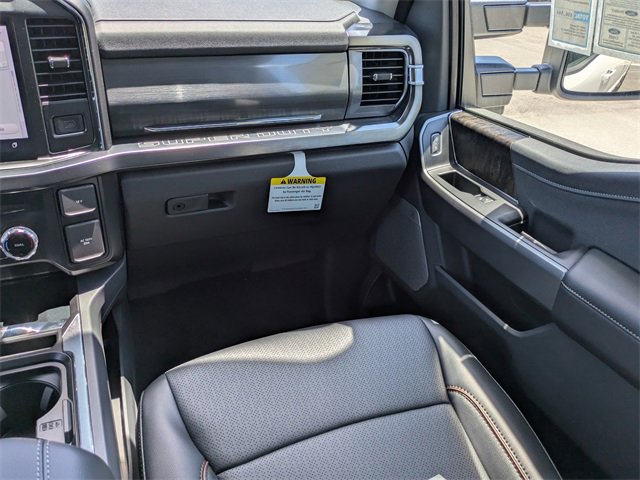 New 2025 Ford F350 Lariat w/ Lariat Ultimate Package image 17