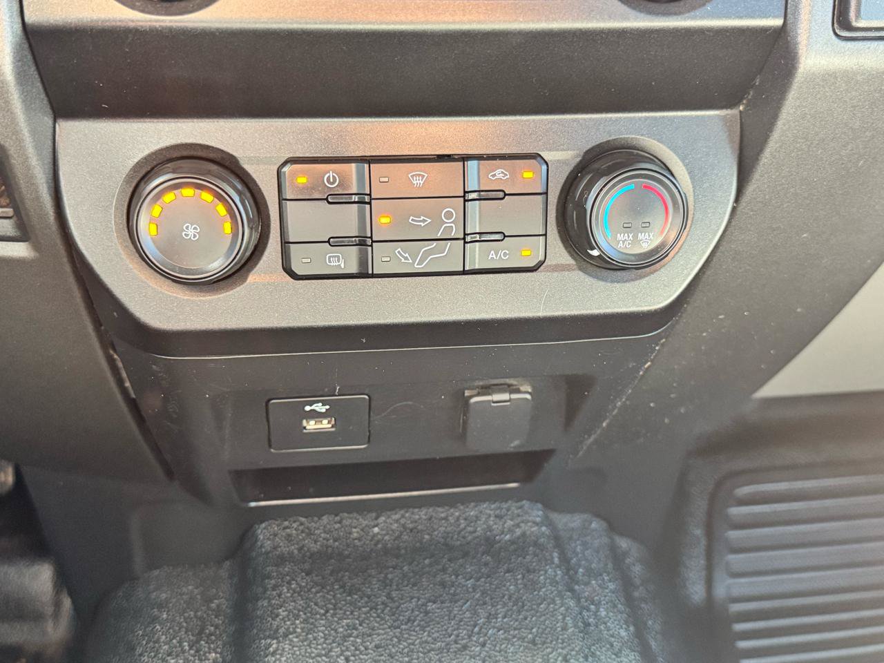 Used 2020 Ford F250 XL w/ Power Equipment Group AWD/4WD image 29