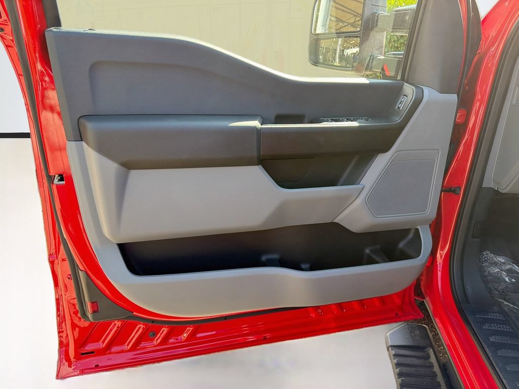 Used 2024 Ford F350 XL RWD image 20