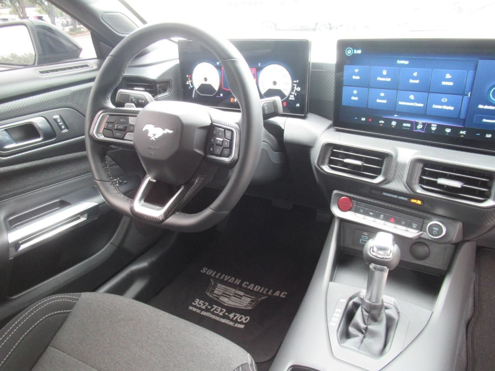 Used 2025 Ford Mustang GT RWD image 13