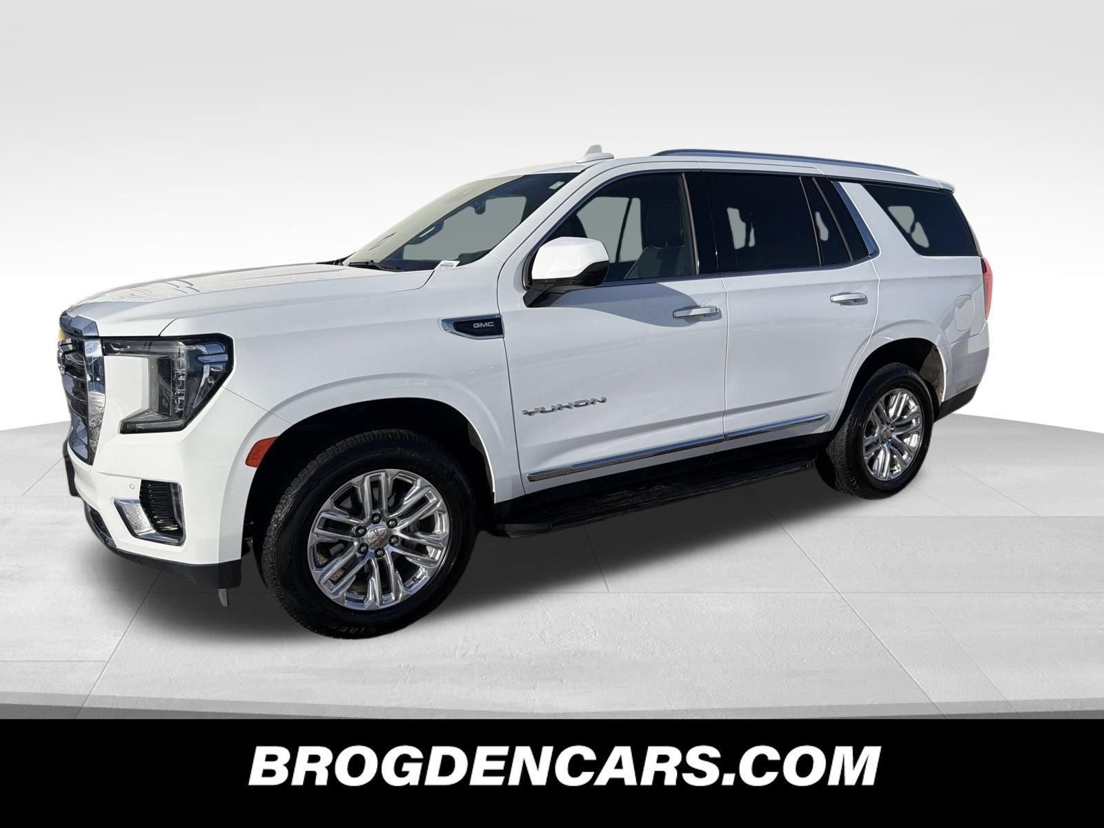 Used 2024 GMC Yukon SLT AWD/4WD image 4