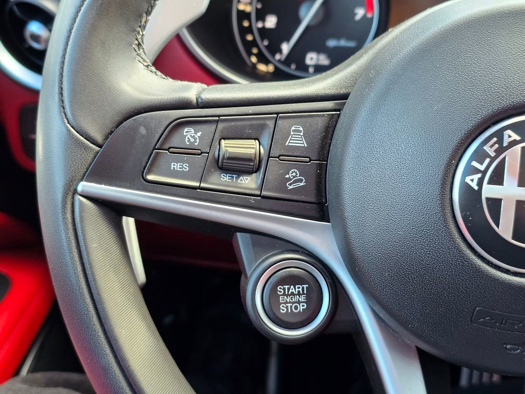 Used 2018 Alfa Romeo Stelvio Ti Sport image 30