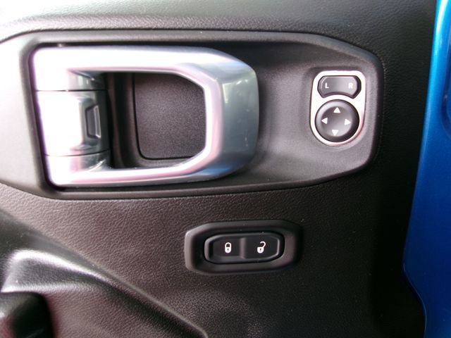 Used 2021 Jeep Gladiator Sport image 12