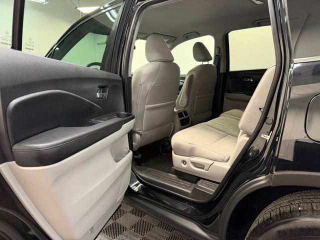 Used 2019 Honda Pilot EX image 27
