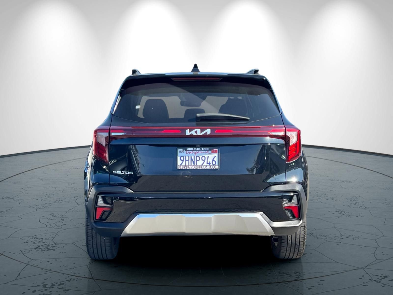 Used 2024 Kia Seltos EX FWD image 5