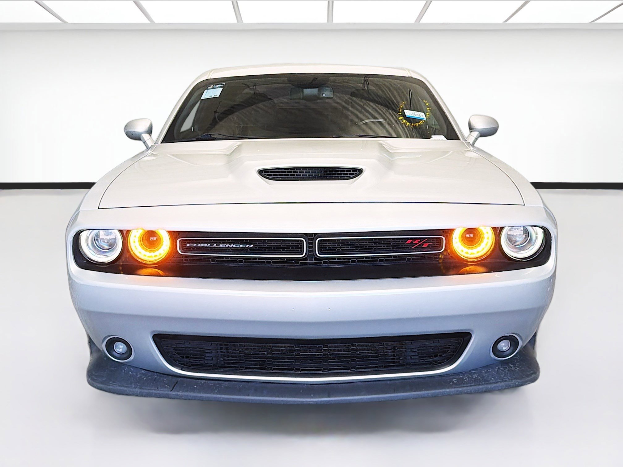 Used 2021 Dodge Challenger R/T image 2