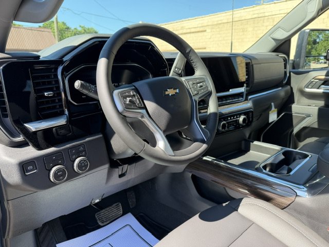 New 2026 Chevrolet Silverado 3500 LT w/ All Star Edition AWD/4WD image 12