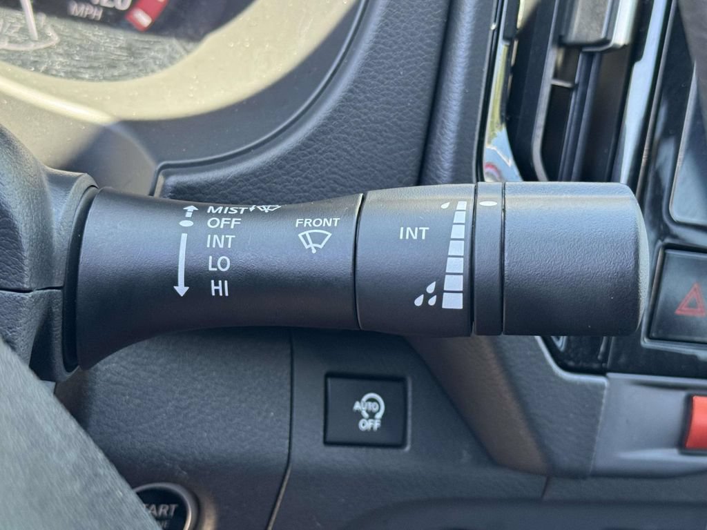 Certified 2025 Nissan Frontier PRO-4X AWD/4WD image 23