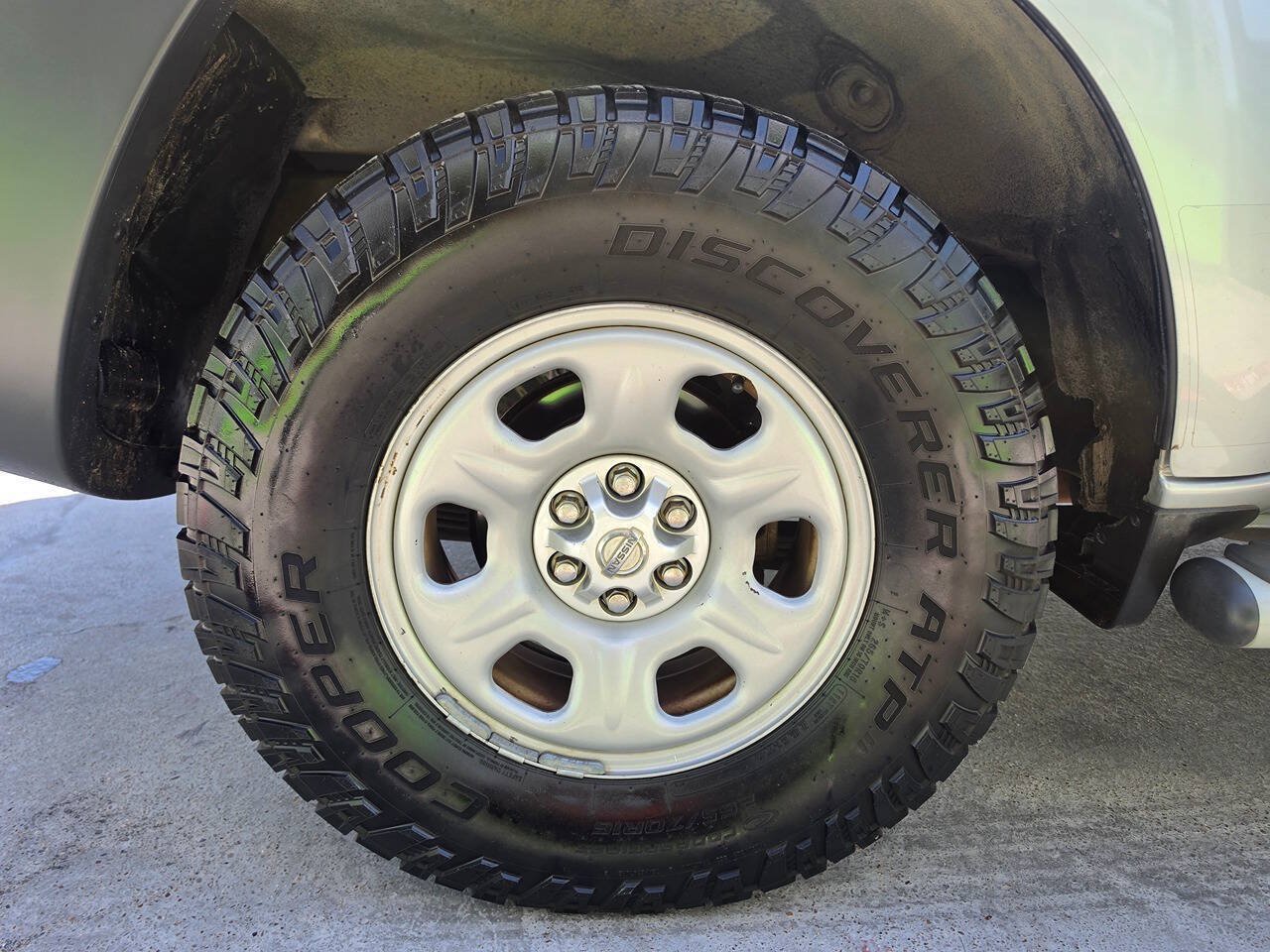 Used 2015 Nissan Xterra X RWD image 46