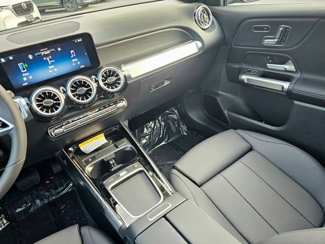 New 2026 Mercedes-Benz GLB 250 4MATIC image 34