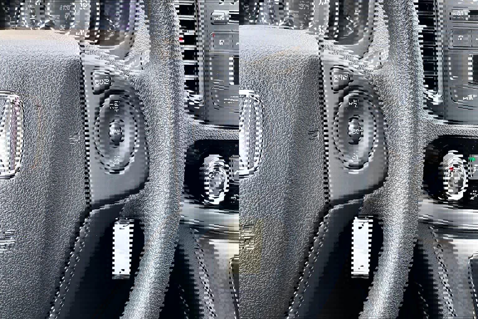 Used 2015 Honda CR-V LX image 24