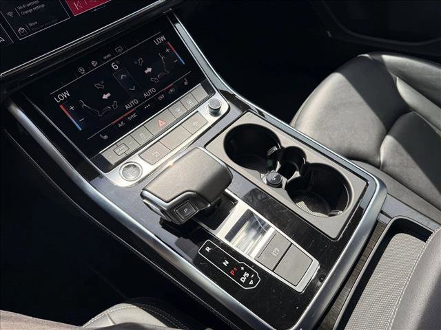 Used 2025 Audi Q7 3.0T Premium Plus AWD/4WD image 24