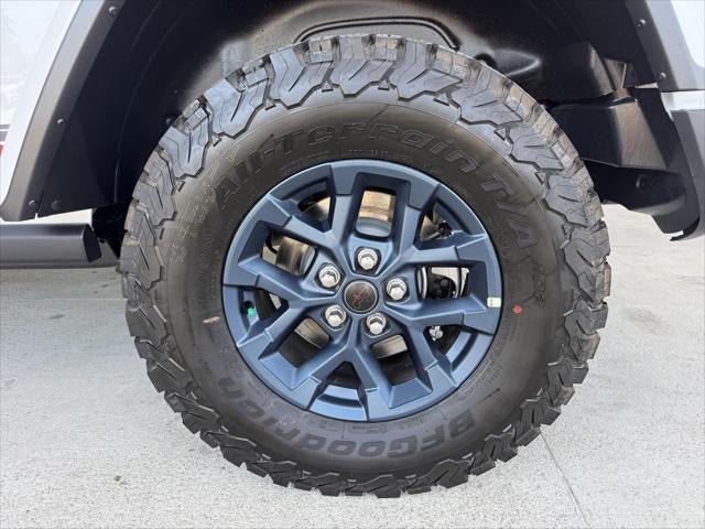 New 2026 Jeep Wrangler Unlimited Sport w/ Dual Top Group AWD/4WD image 24