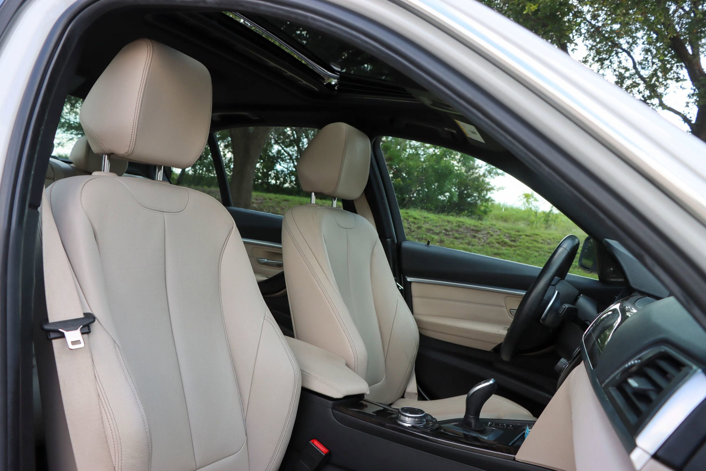 Used 2016 BMW 328i Sedan RWD image 21