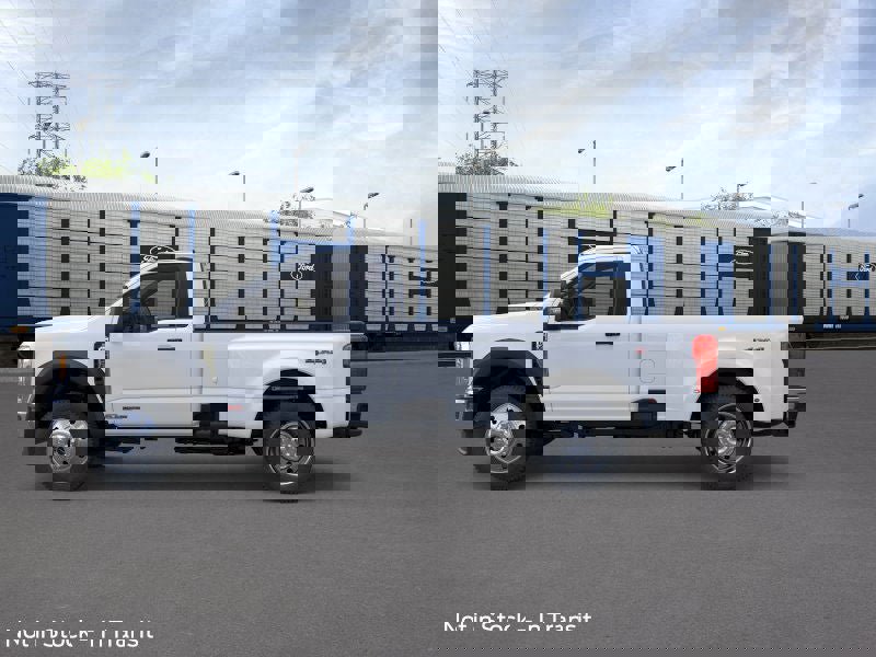 New 2026 Ford F450 XL image 3