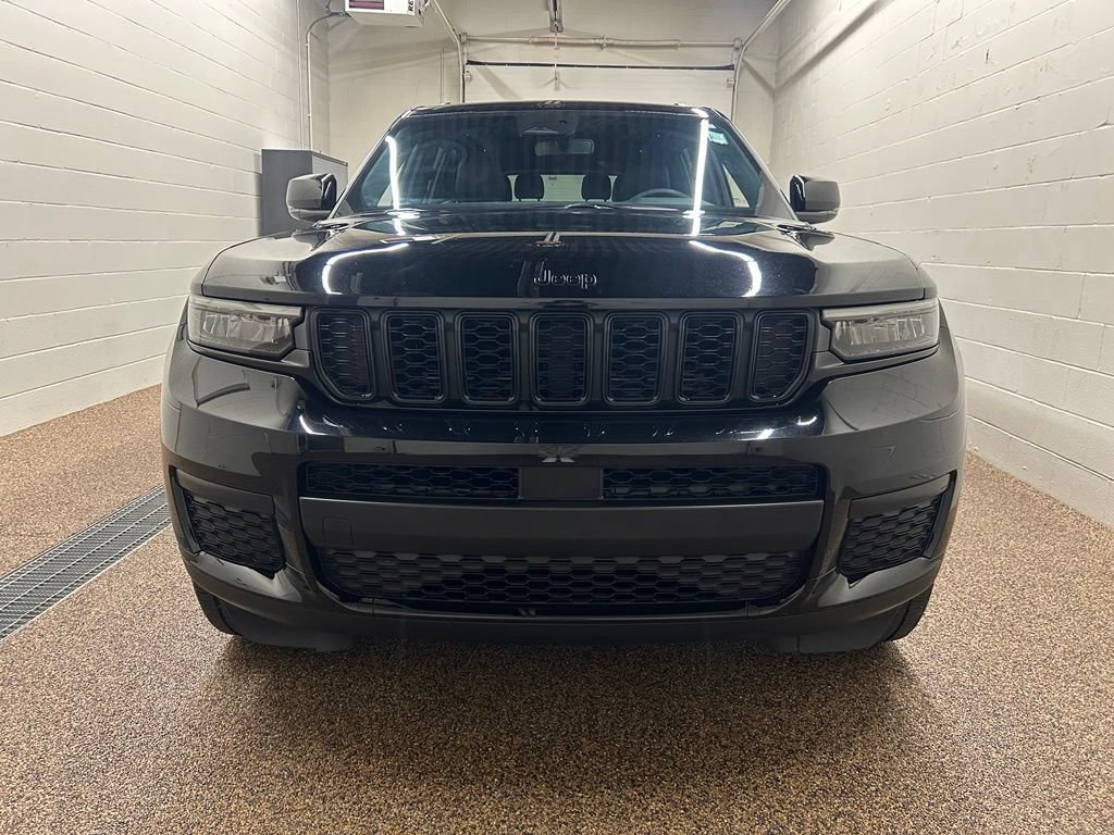 Used 2023 Jeep Grand Cherokee L Laredo AWD/4WD image 6