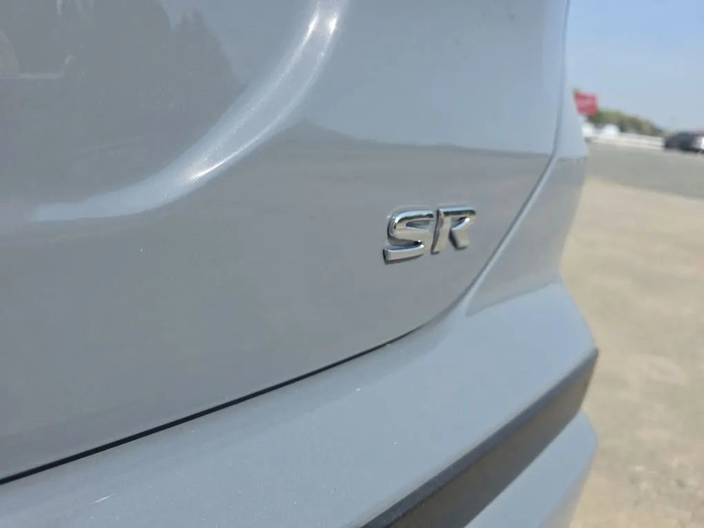 Used 2021 Nissan Kicks SR w/ Interior Electronics Package image 11