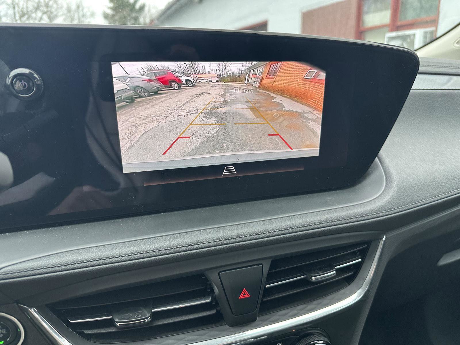 Used 2025 Buick Encore GX Preferred image 13