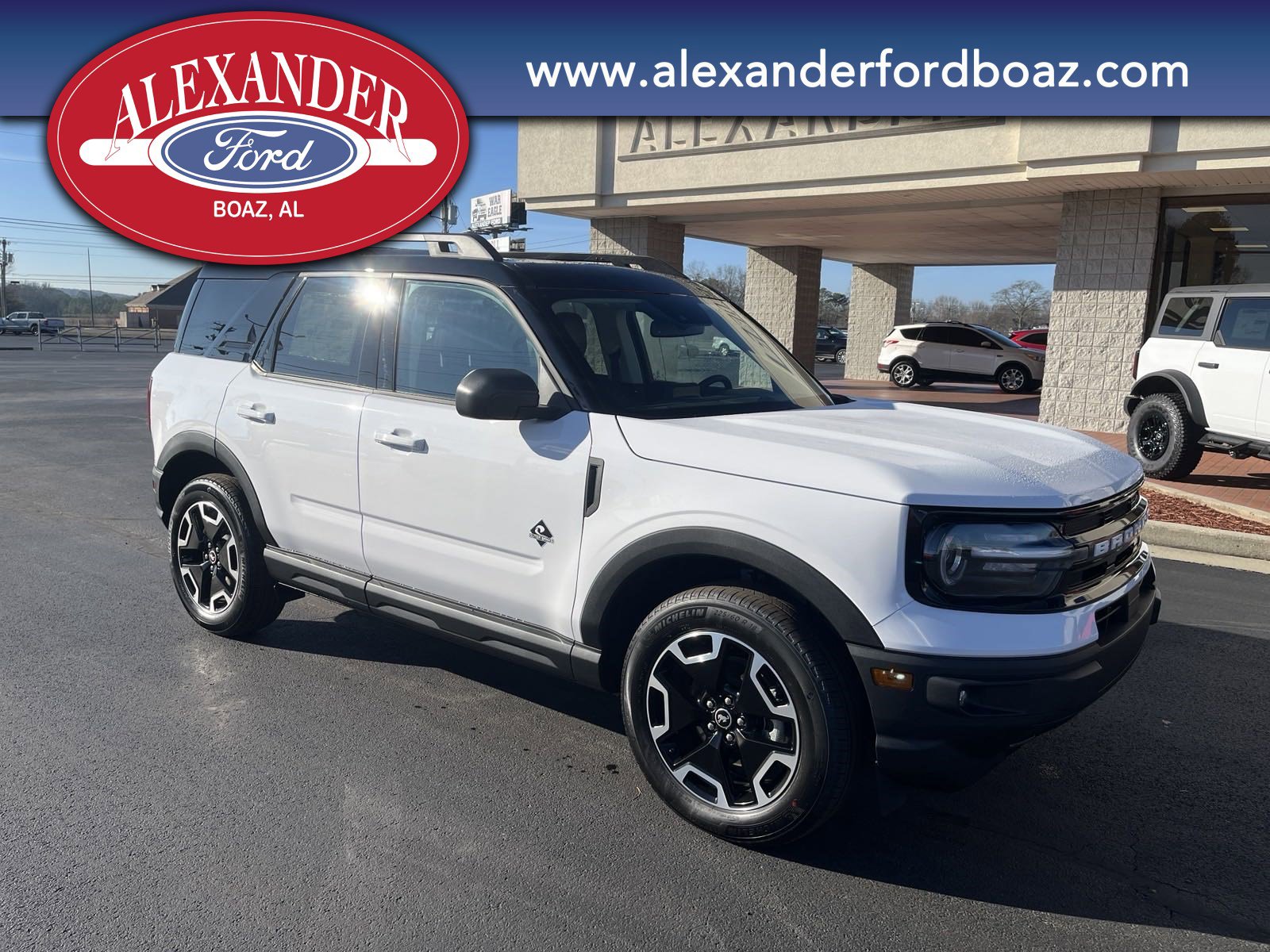 New 2024 Ford Bronco Sport Outer Banks w/ Tech Package image 3