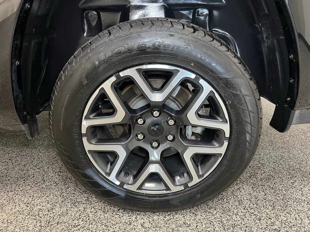 Used 2025 RAM 1500 Laramie image 22