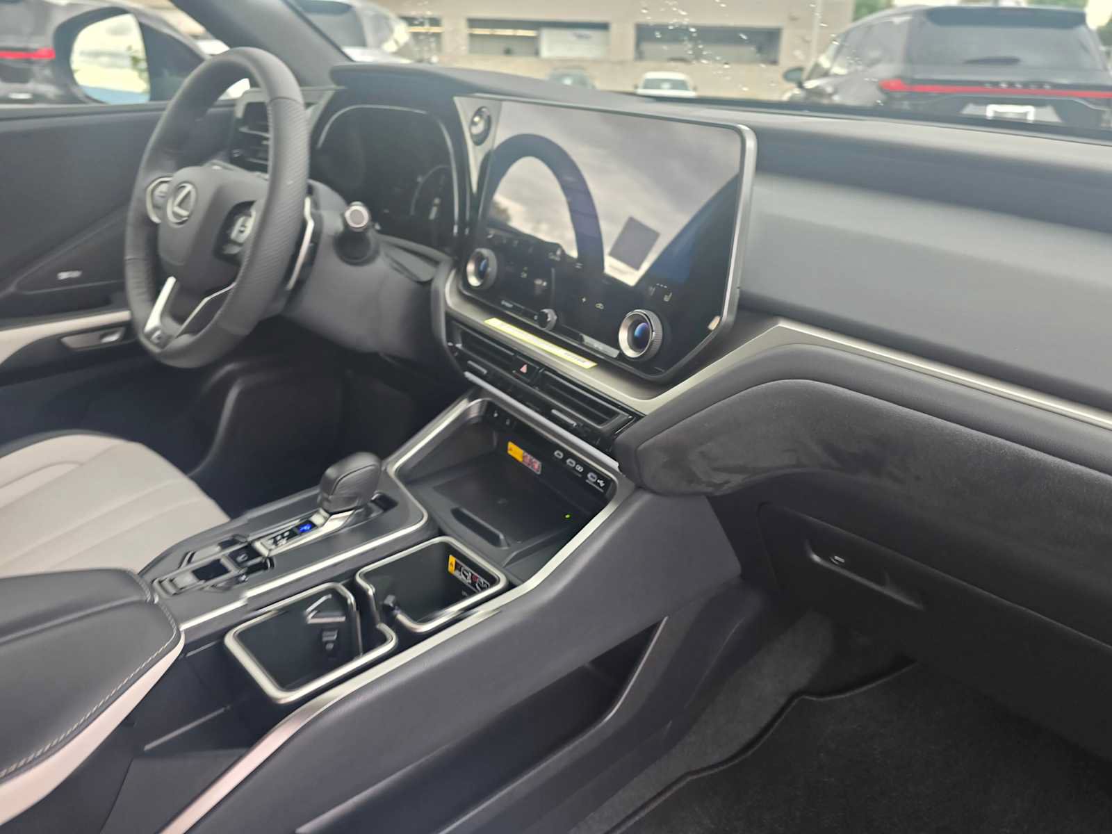 New 2026 Lexus TX 500h AWD image 11