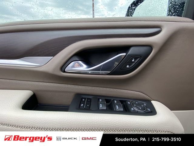 Certified 2021 GMC Yukon Denali w/ Denali Premium Package AWD/4WD image 27