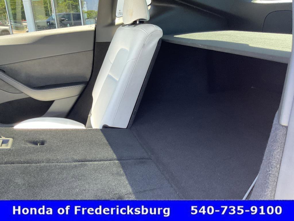 Used 2025 Tesla Model Y Long Range AWD/4WD image 32