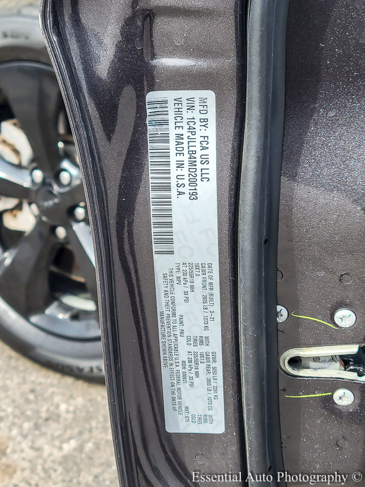 Used 2021 Jeep Cherokee Latitude Plus image 33