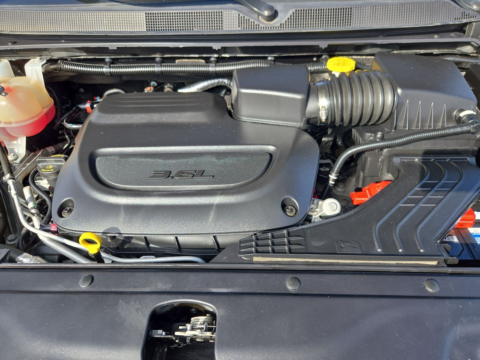 Used 2023 Chrysler Pacifica Touring-L FWD image 33
