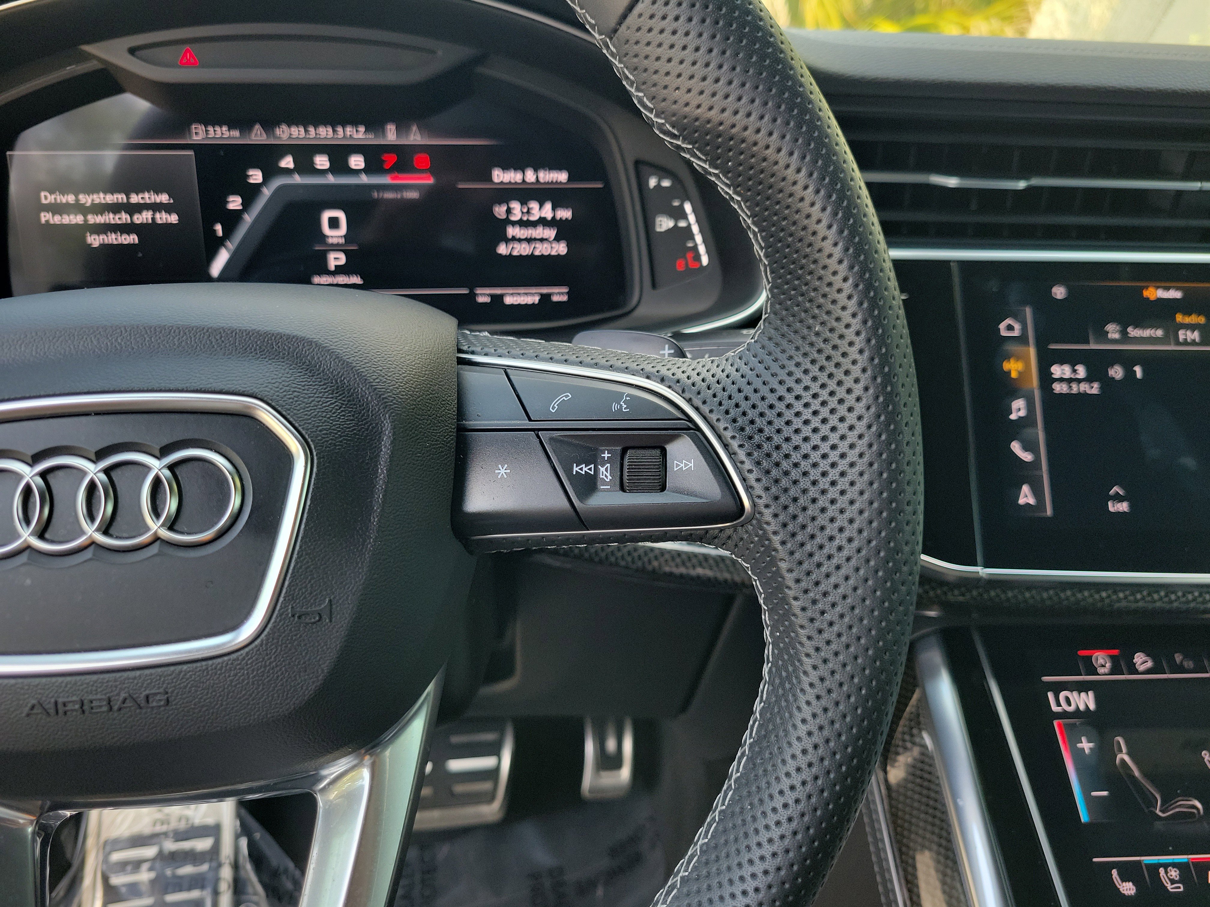 Used 2023 Audi SQ8 Prestige w/ Prestige Package image 32