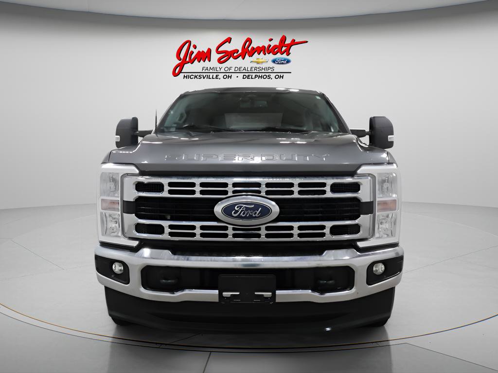 Used 2023 Ford F250 XLT image 3