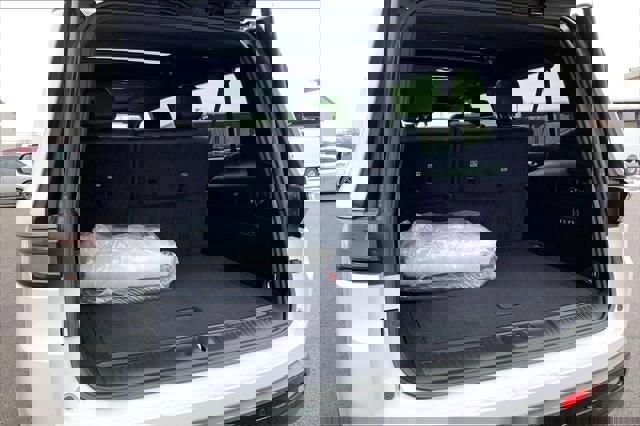 New 2026 Jeep Grand Wagoneer L Limited w/ Premium Group II image 34