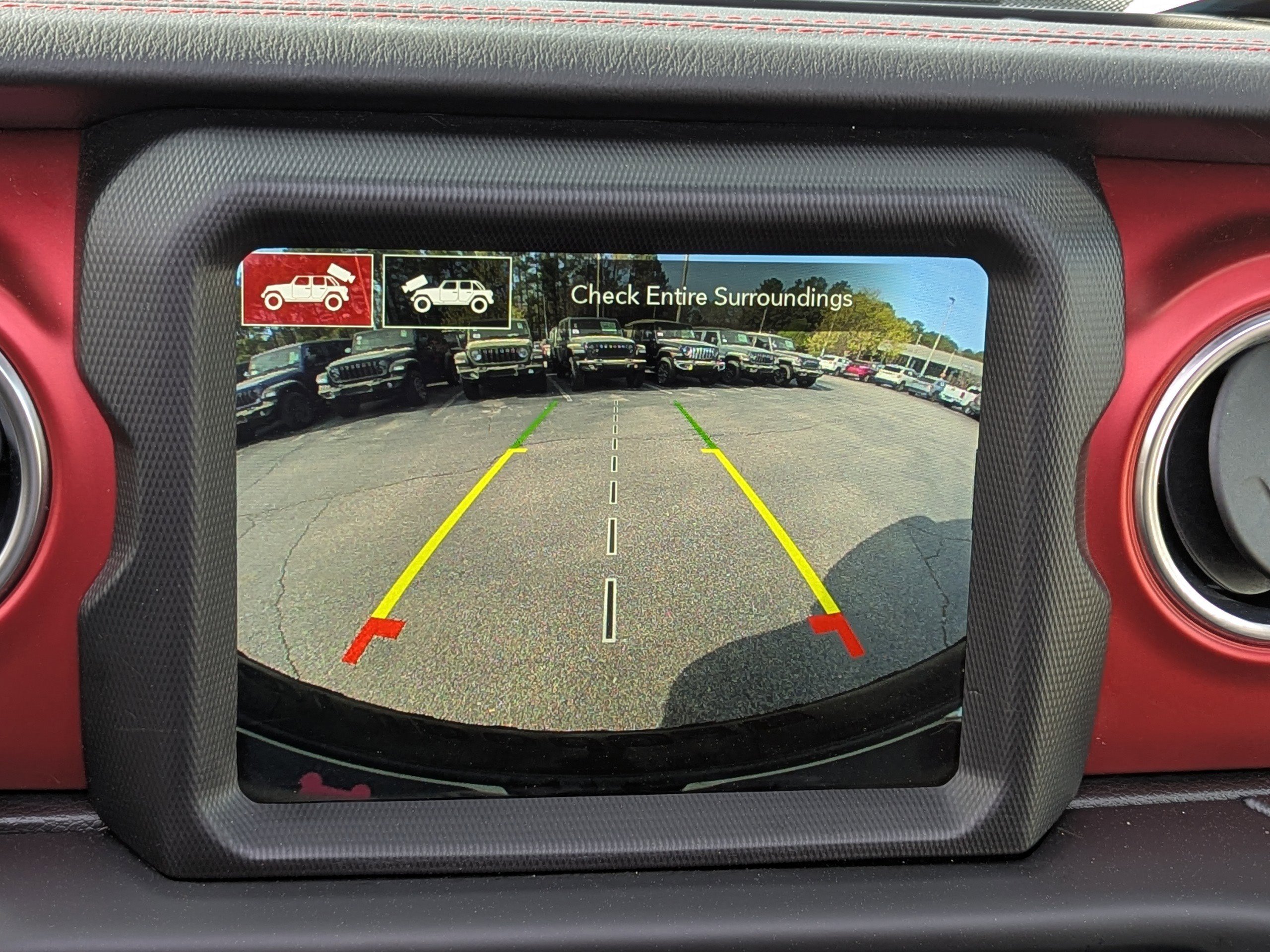 Certified 2022 Jeep Wrangler Unlimited Rubicon w/ Steel Bumper Group image 22