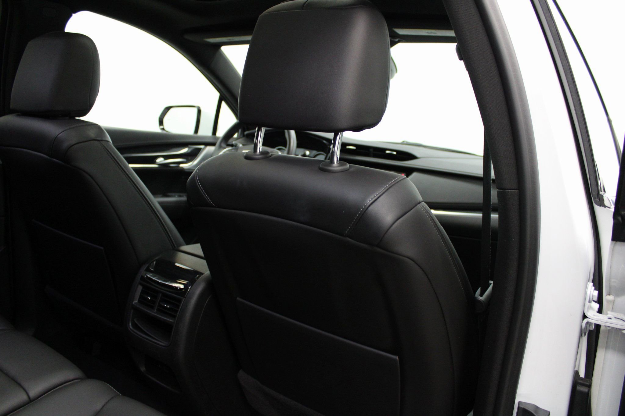 Used 2023 Cadillac XT5 Premium Luxury image 32