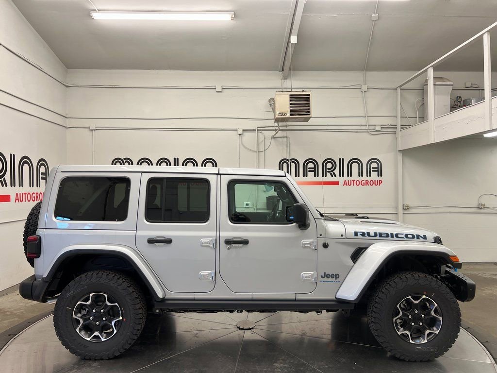 New 2023 Jeep Wrangler Unlimited Rubicon 4xe w/ Steel Bumper Group image 4