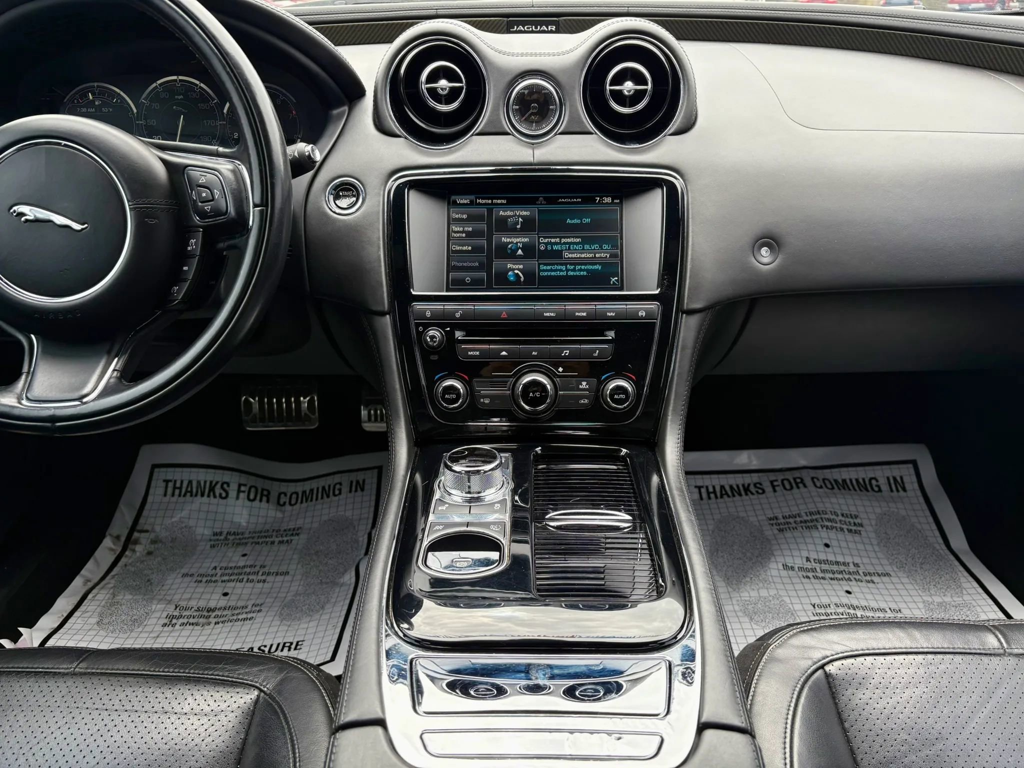 Used 2015 Jaguar XJ Supercharged image 30