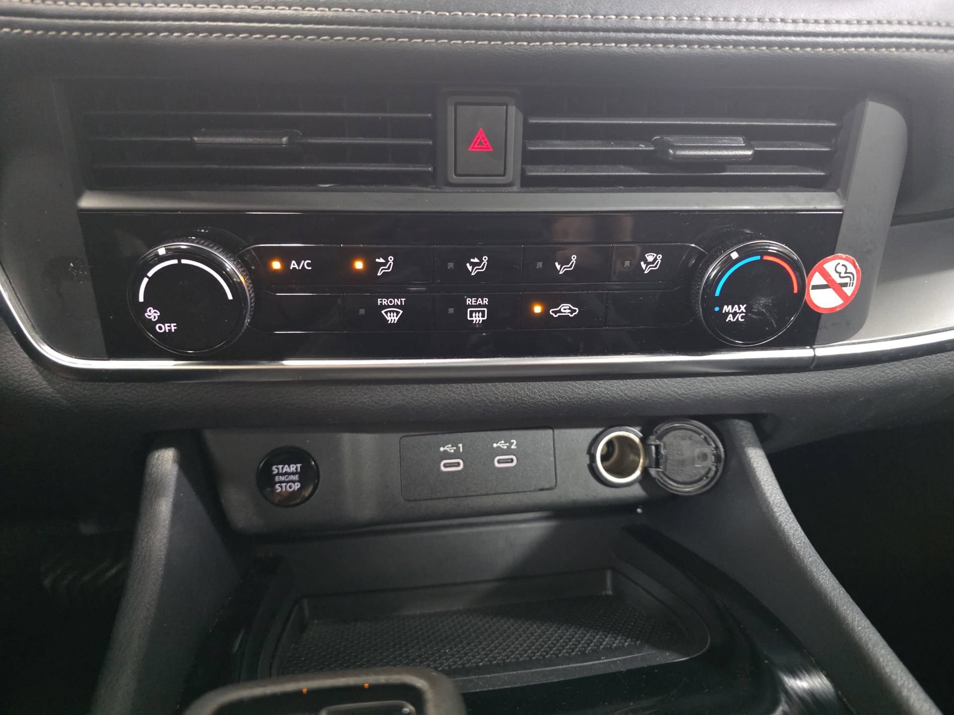 Used 2024 Nissan Rogue S FWD image 23