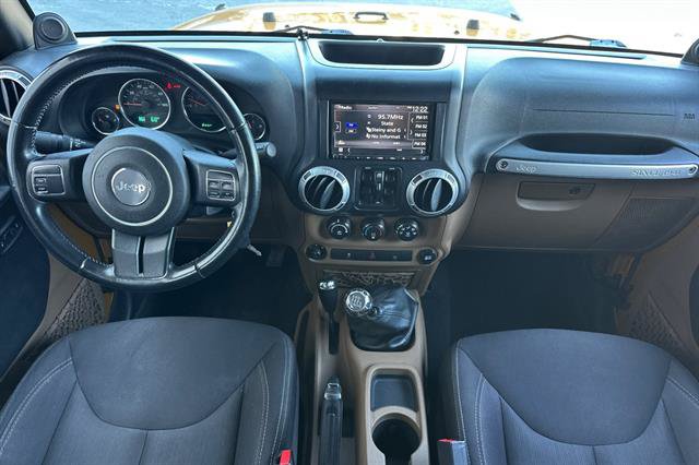 Used 2014 Jeep Wrangler Unlimited Sahara AWD/4WD image 14