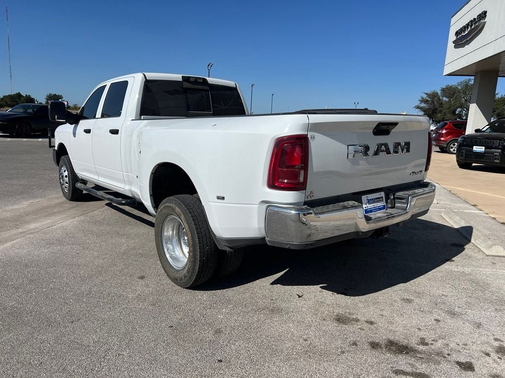 Used 2026 RAM 3500 Tradesman AWD/4WD image 3