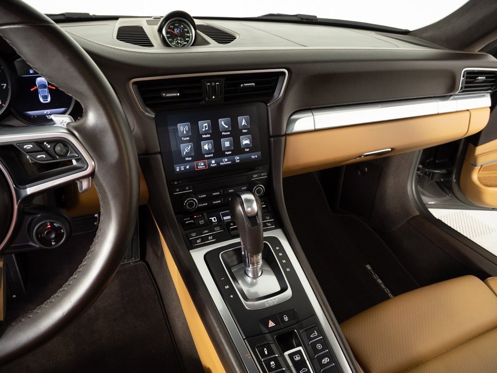 Certified 2018 Porsche 911 Carrera 4S image 13