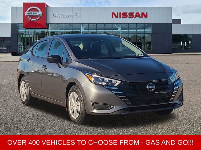 New 2025 Nissan Versa S w/ Trunk Package FWD image 1
